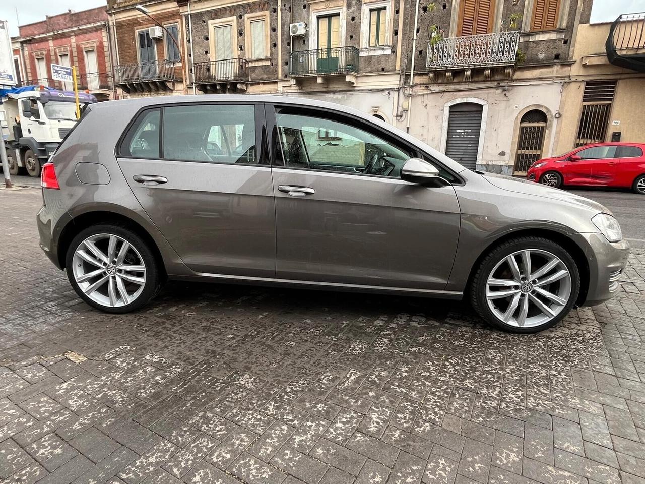 Volkswagen Golf 1.6 TDI 5p. Highline BlueMotion Technology