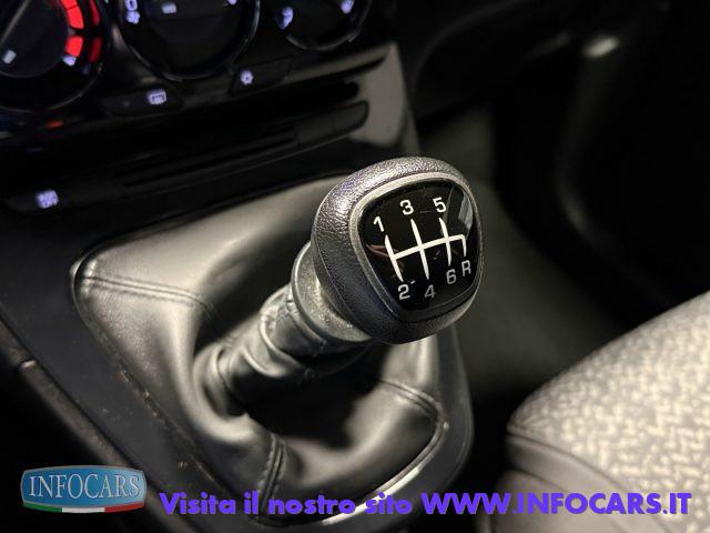 LANCIA Ypsilon 1.0 Hybrid 70 cv Silver Plus - Neopatentati PROMO