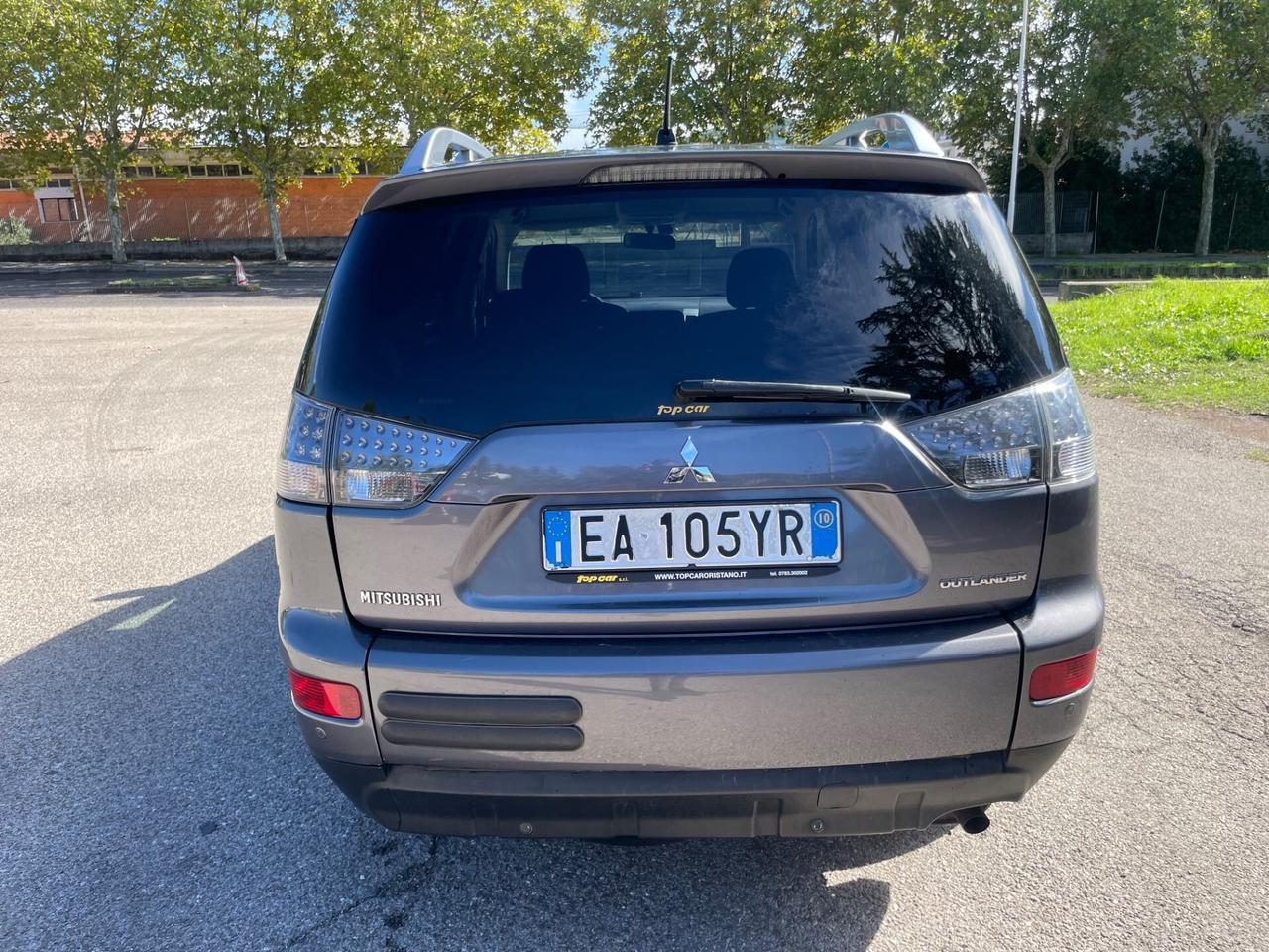 Mitsubishi Outlander 2.4 benzina gpl 7 posti