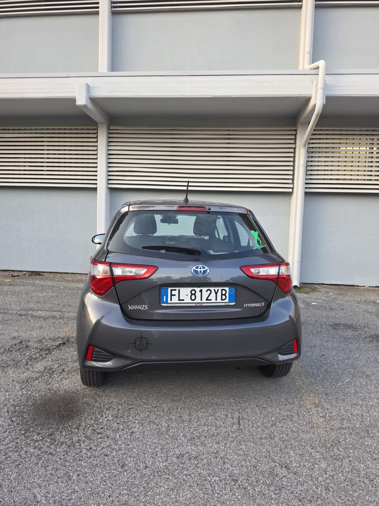 Toyota Yaris 1.5 Hybrid 5 porte Active