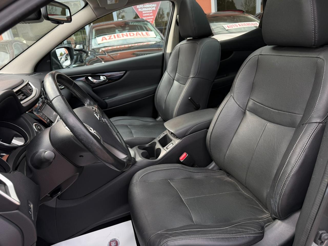 Nissan Qashqai 1.5 dCi Tekna - 2014