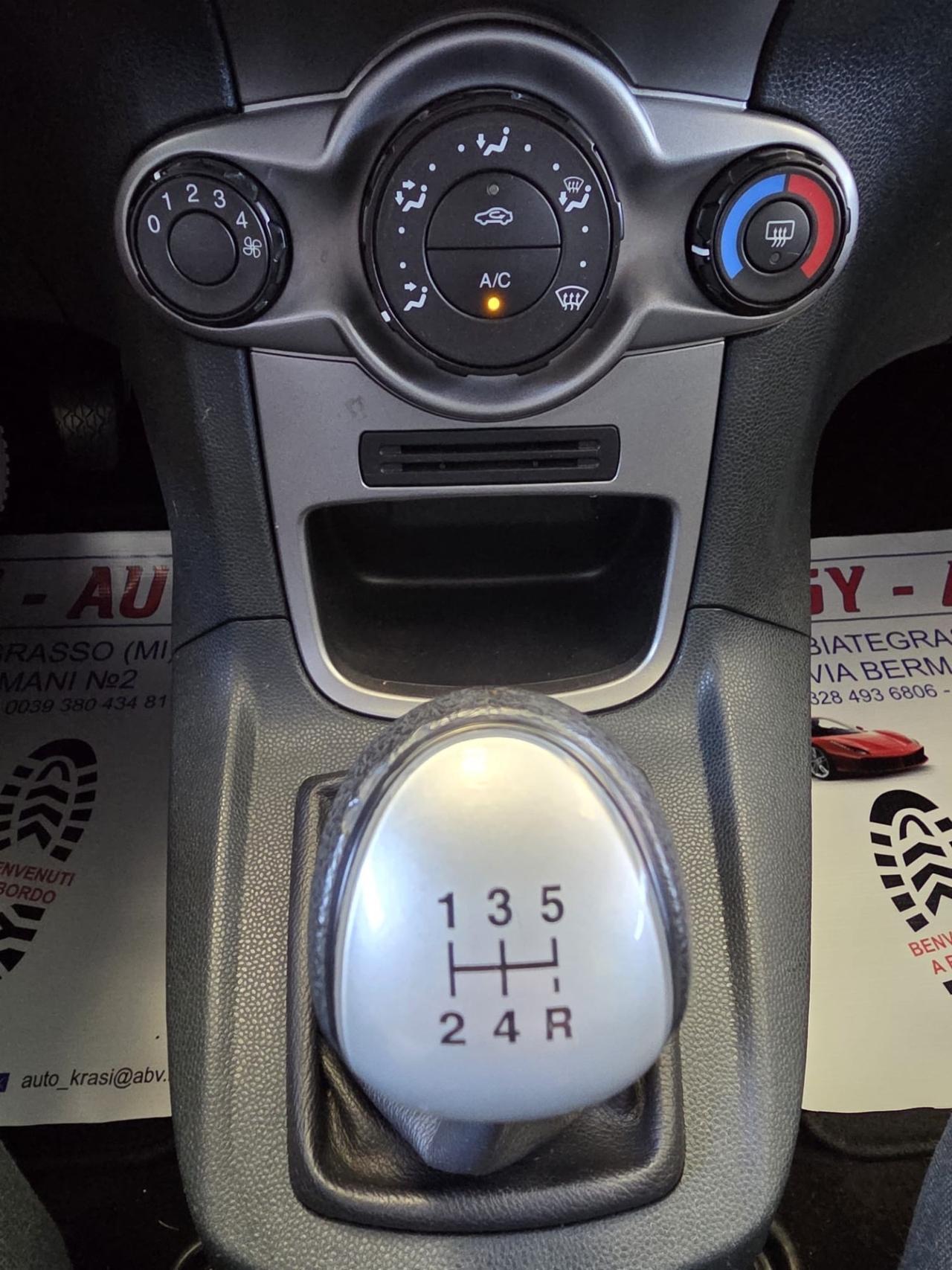 Ford Fiesta 1.2 60CV 5 p. 141000km.