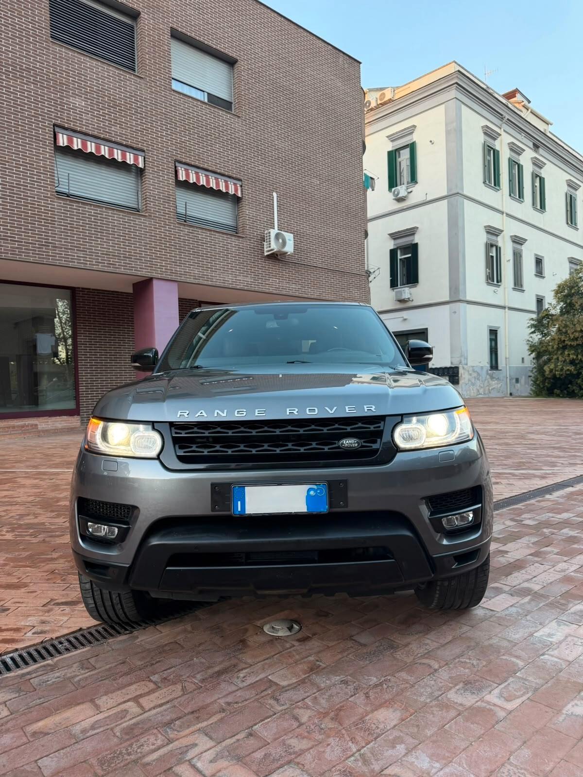 Land Rover Range Sport 3000 TDV6 HSE R DYNAMIC