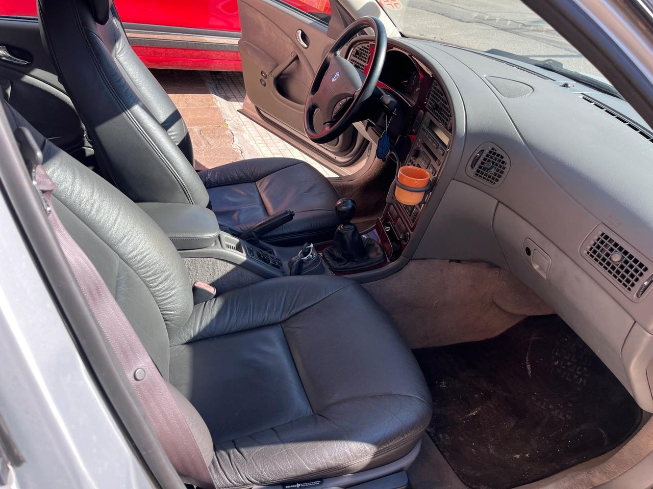 Saab 9-5 2.0i 16V T cat SE