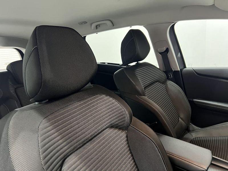 Renault Grand Scénic TCe 140 CV FAP Sport Edition2