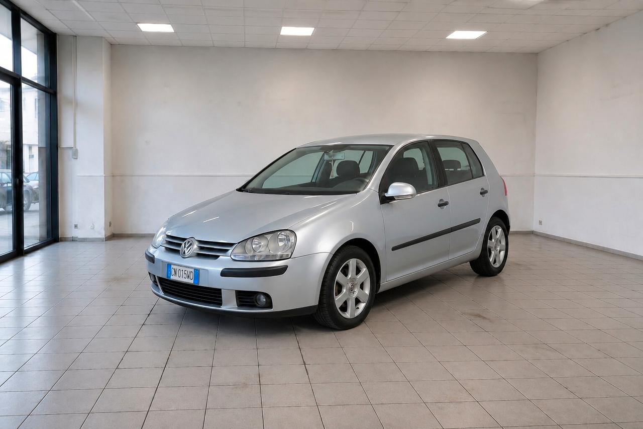 Volkswagen Golf 2.0 16V TDI 5p. Comfortline NEOPATENTATI OCCASIONE