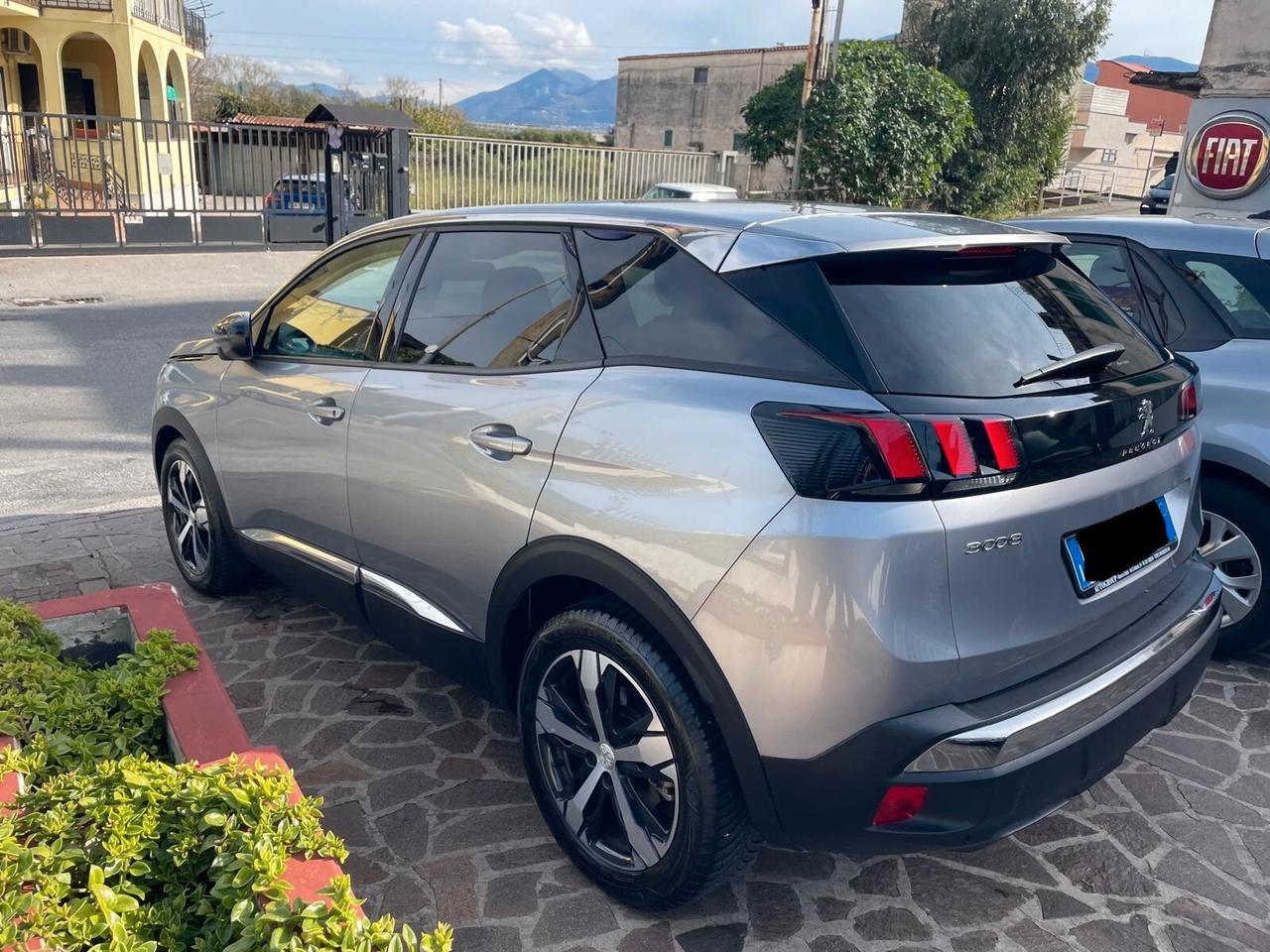 Peugeot 3008 BlueHDi 130 S&S EAT8 Allure