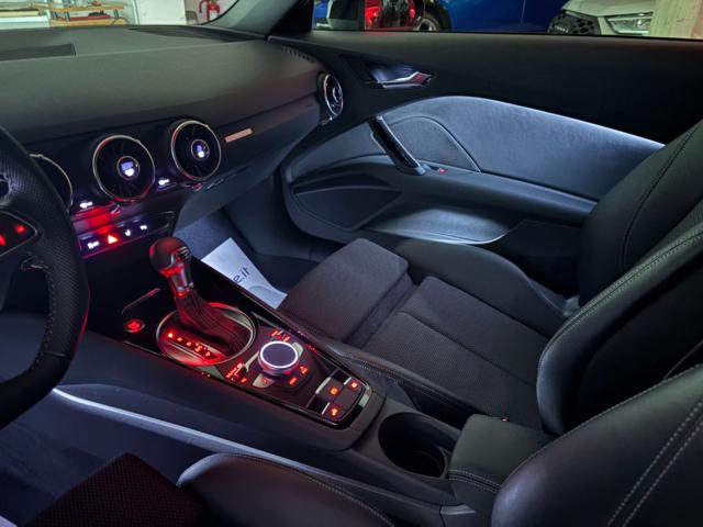 AUDI TT Roadster 40 2.0 TFSI S tronic S line