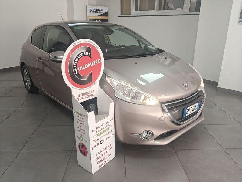 Peugeot 208 208 5p 1.4 hdi 8v ALLURE TETTO