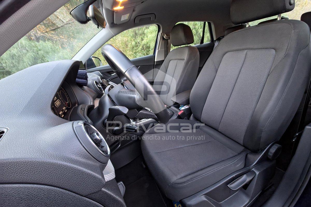 AUDI Q2 30 TDI S tronic Business