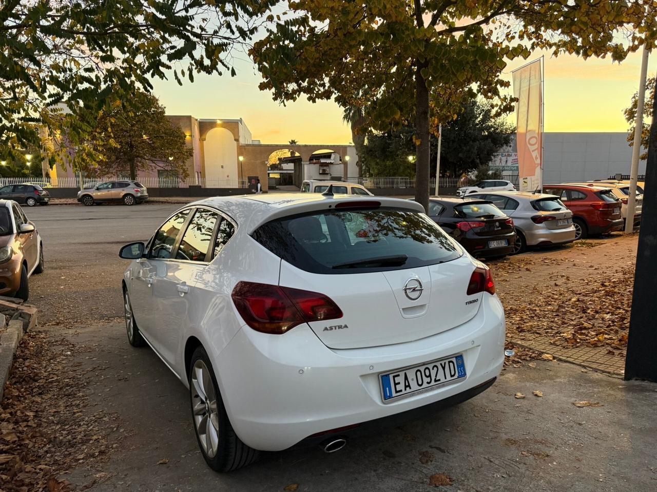 Opel Astra 1.4 TURBO KM. 66.000!