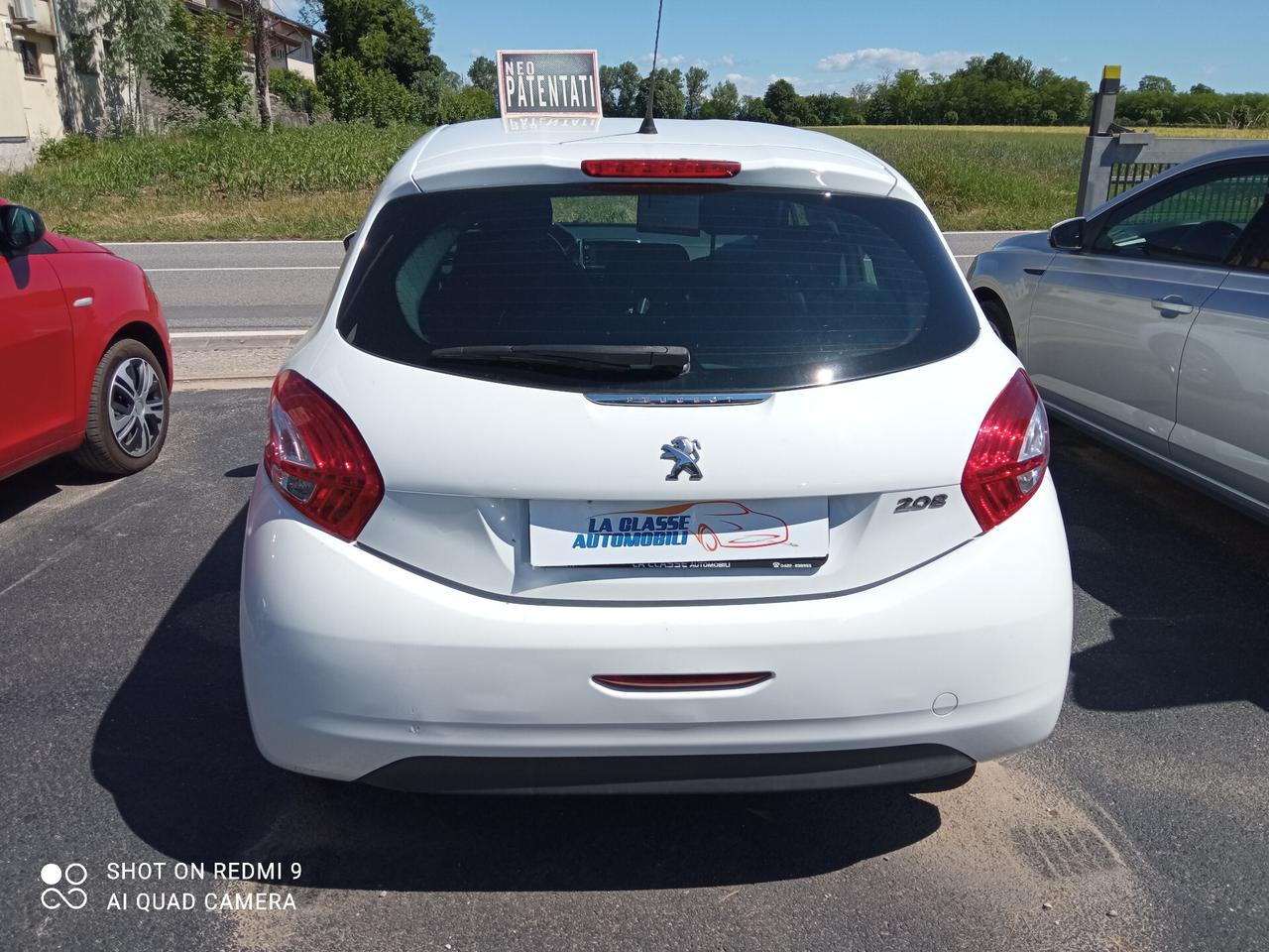 Peugeot 208 1.4 HDi 5 porte pasaggio compreso