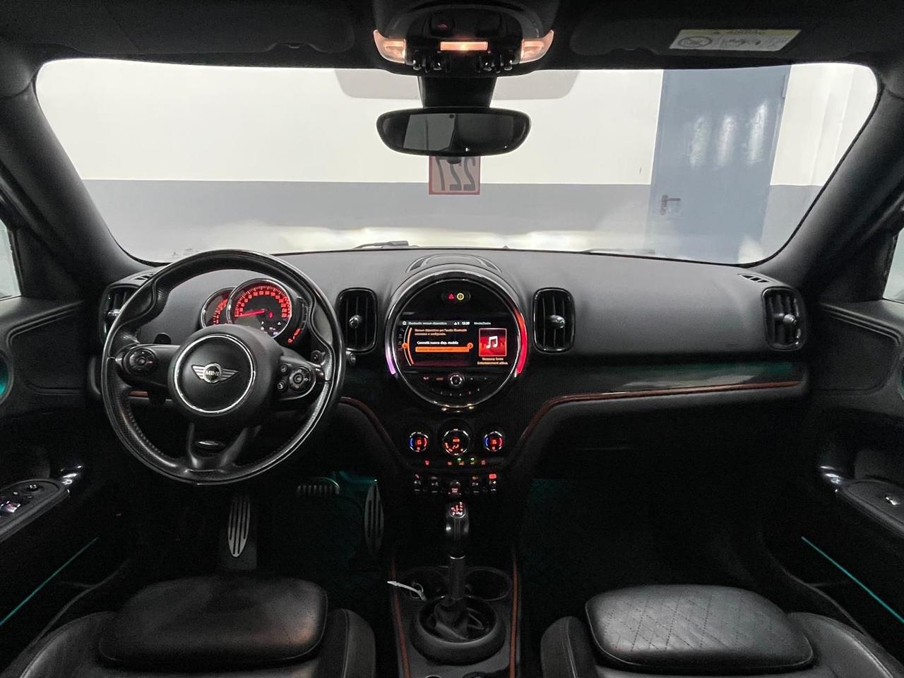 Mini Countryman John Cooper Works 231CV ALL4 pro
