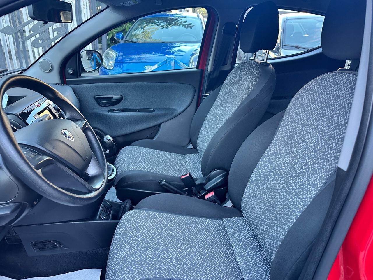 Lancia Ypsilon 1.2 69 CV 5 porte GPL