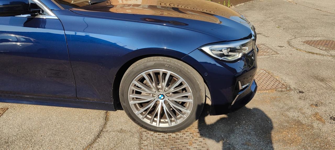 Bmw 320 320d Touring luxury aut. NEW MODEL