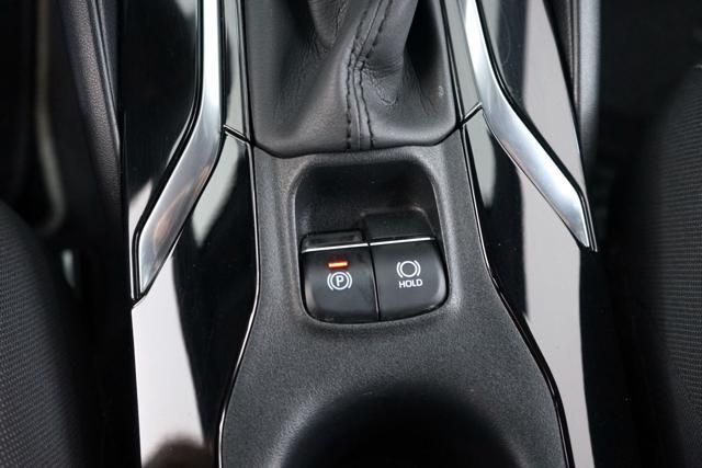 TOYOTA Corolla 1.8 Hybrid Business