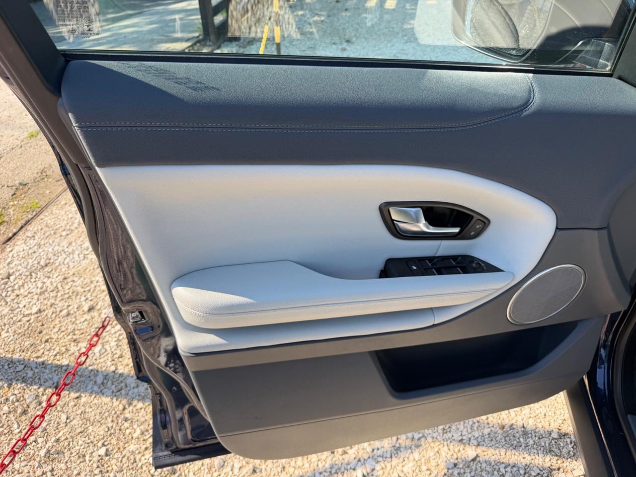 Land Rover Range Evoque 2.0 eD4 5p. Business Edition SE