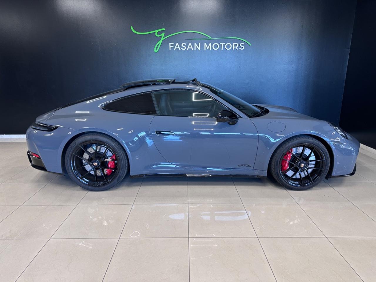 Porsche 911 Coupe 3.6 Carrera 4 GTS auto