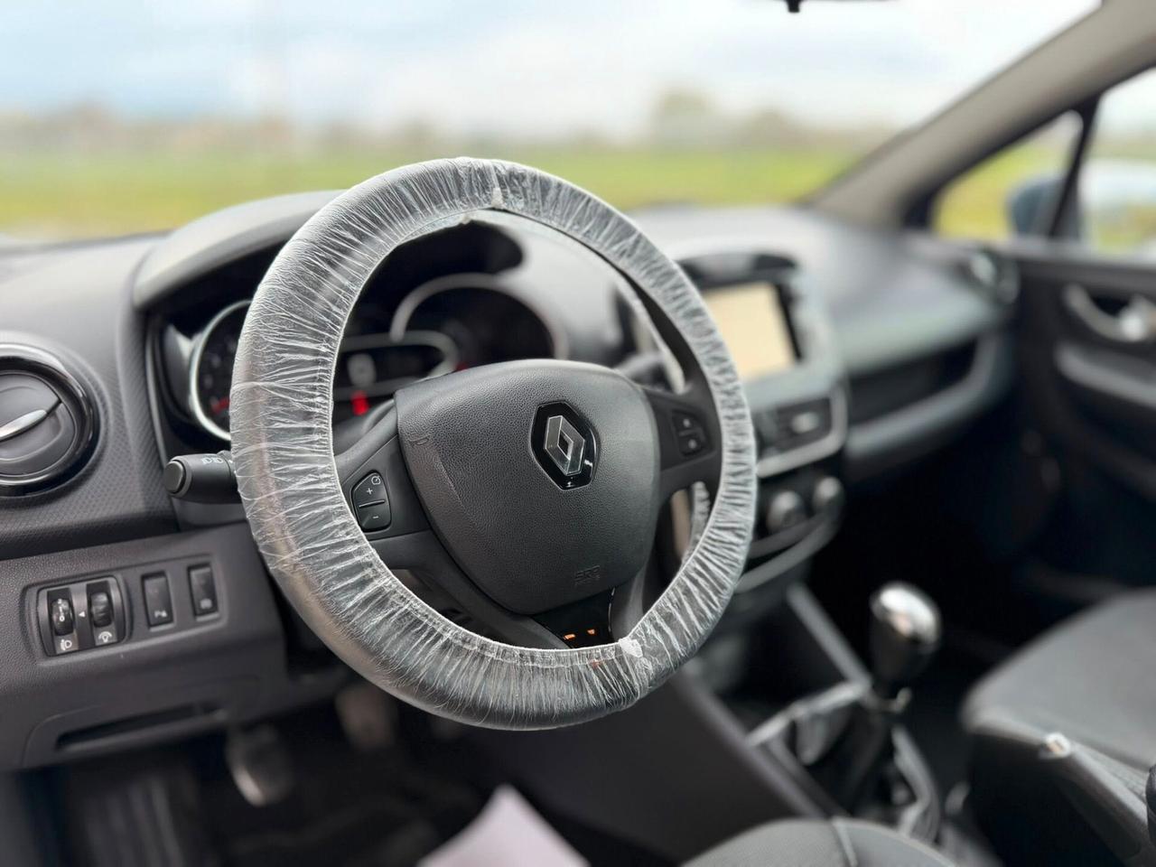 Renault Clio dCi 8V 75 CV Start&Stop 5 porte Energy Intens