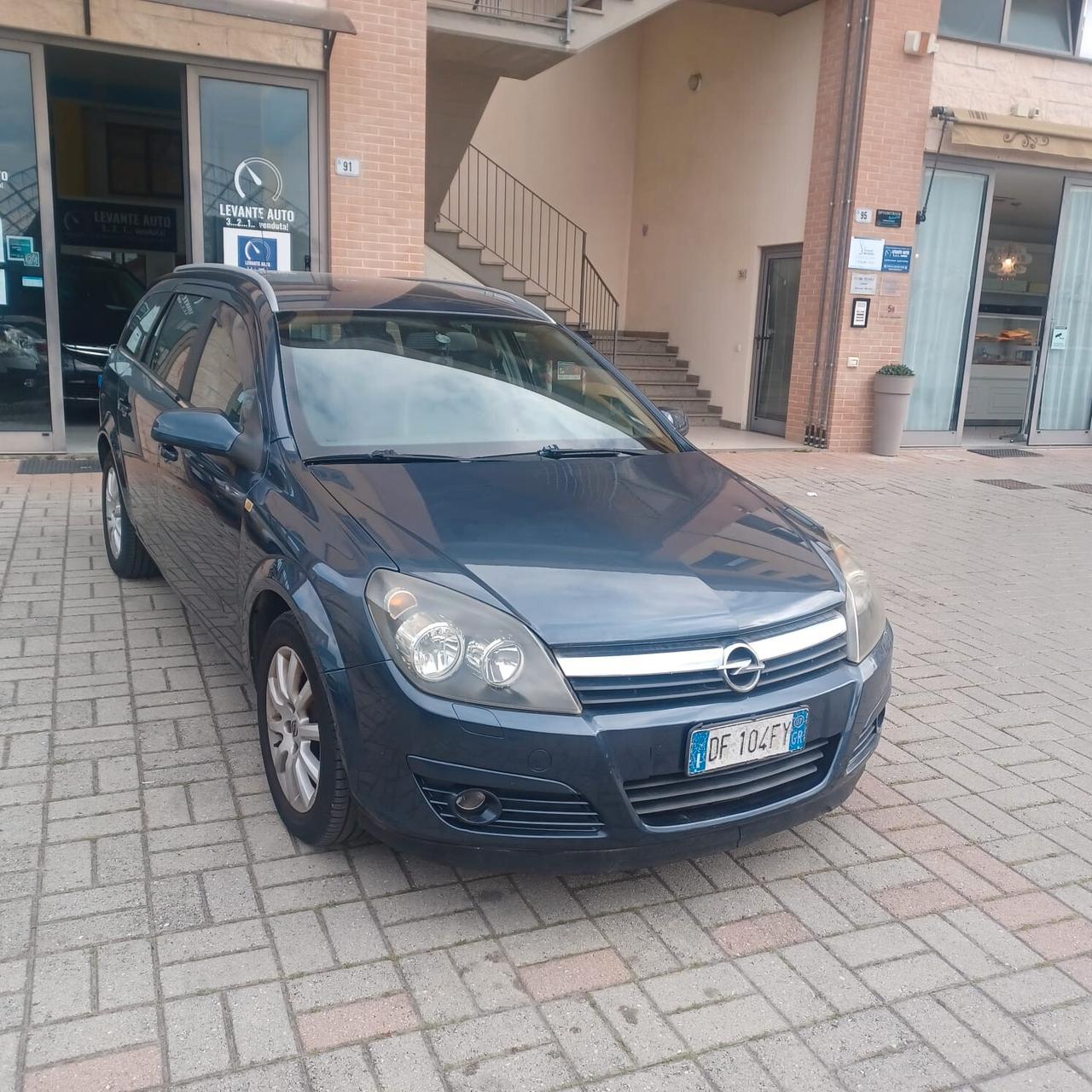 UNICO PROPRIETARIO TAGLIANDI UFFICIALI ASTRA 1.7 TDI SW