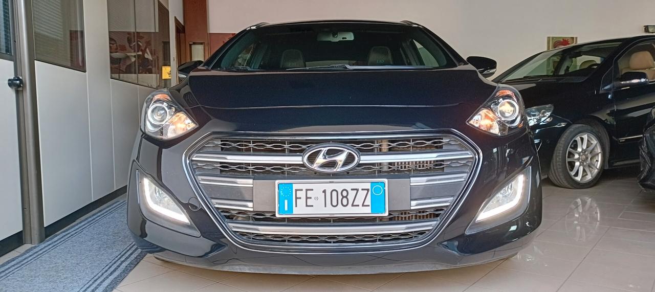 Hyundai i30 Wagon 1.6 CRDi SOLO 120MILA KM PREZZO SOTTO COSTO