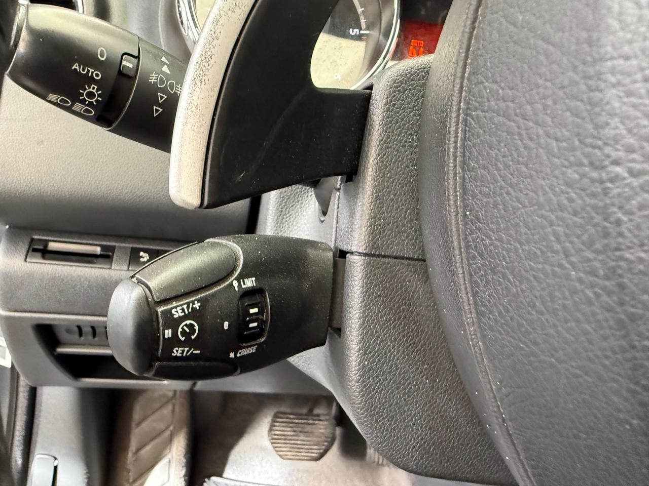 Peugeot 5008 1.6 HDi 112CV Posti 7 automatica