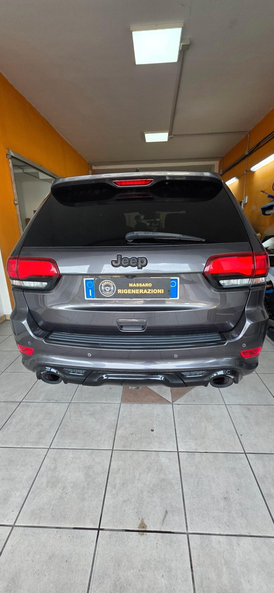 Jeep Grand Cherokee 6.4 V8 HEMI SRT