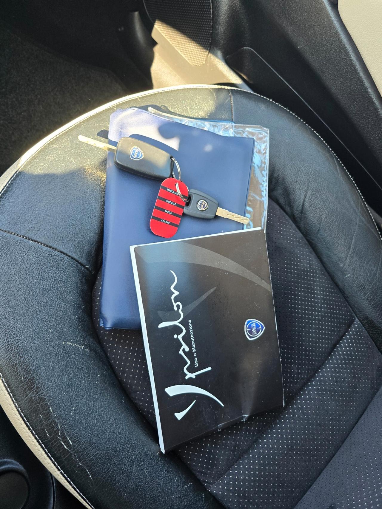 Lancia Ypsilon 1.2 Versus