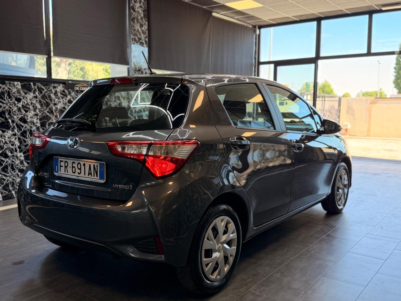 Toyota Yaris 1.5 Hybrid 5 porte Team