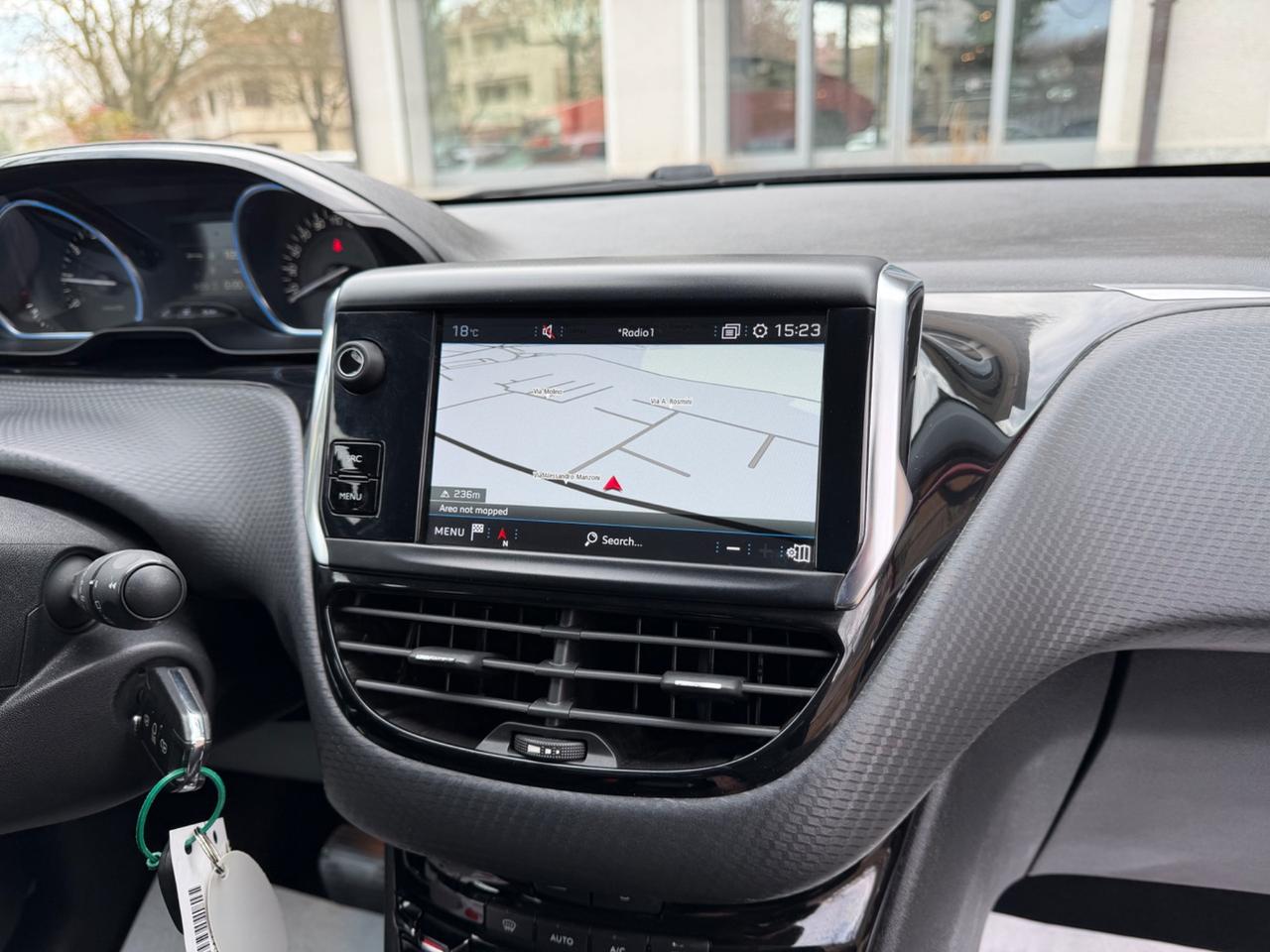 Peugeot 2008 PureTech Turbo 110 EAT6 S&S Allure