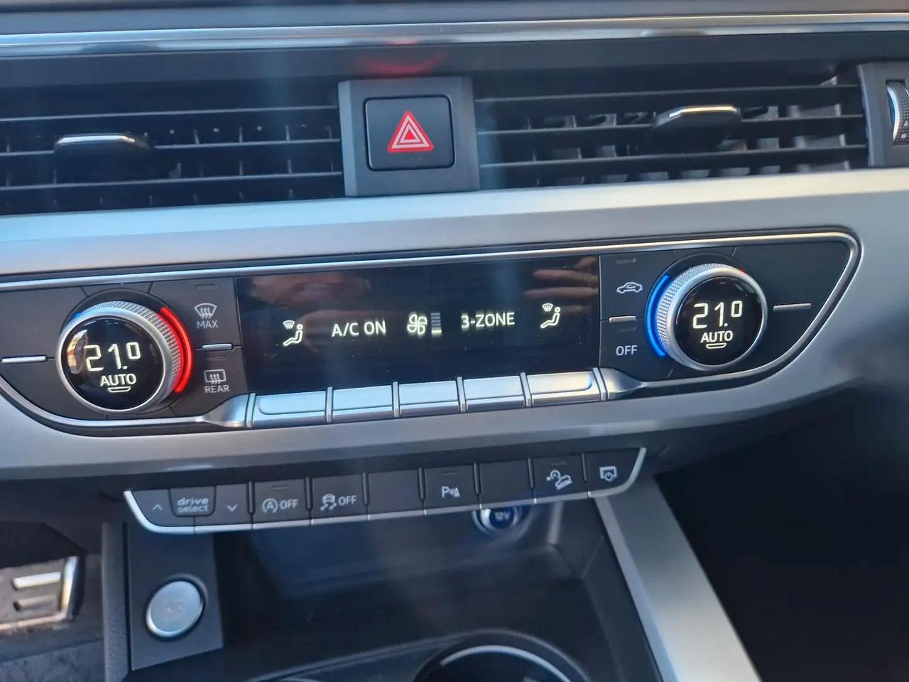 Audi A4 allroad 2.0 TDI 190 CV S tronic TAGLIANDATA