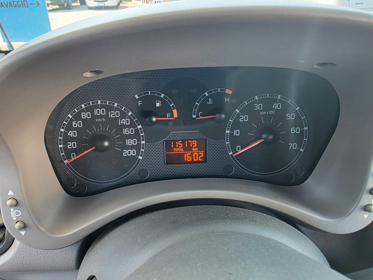 Fiat Panda 1.2 Emotion con 115.000km Neopatentati ok
