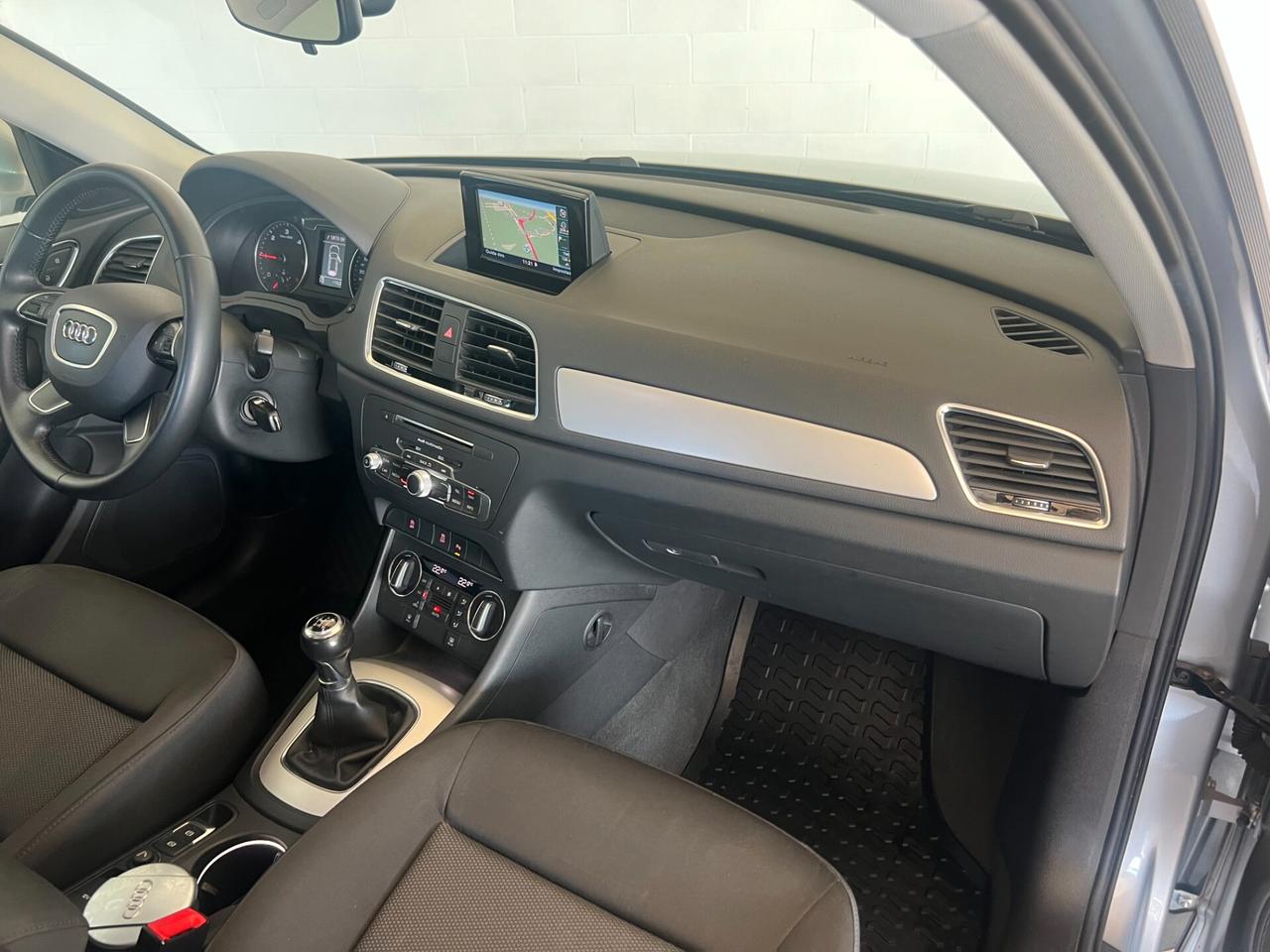 Audi Q3 2.0 TDI 120 CV Business ok neopatentati unico proprietario km 117.590