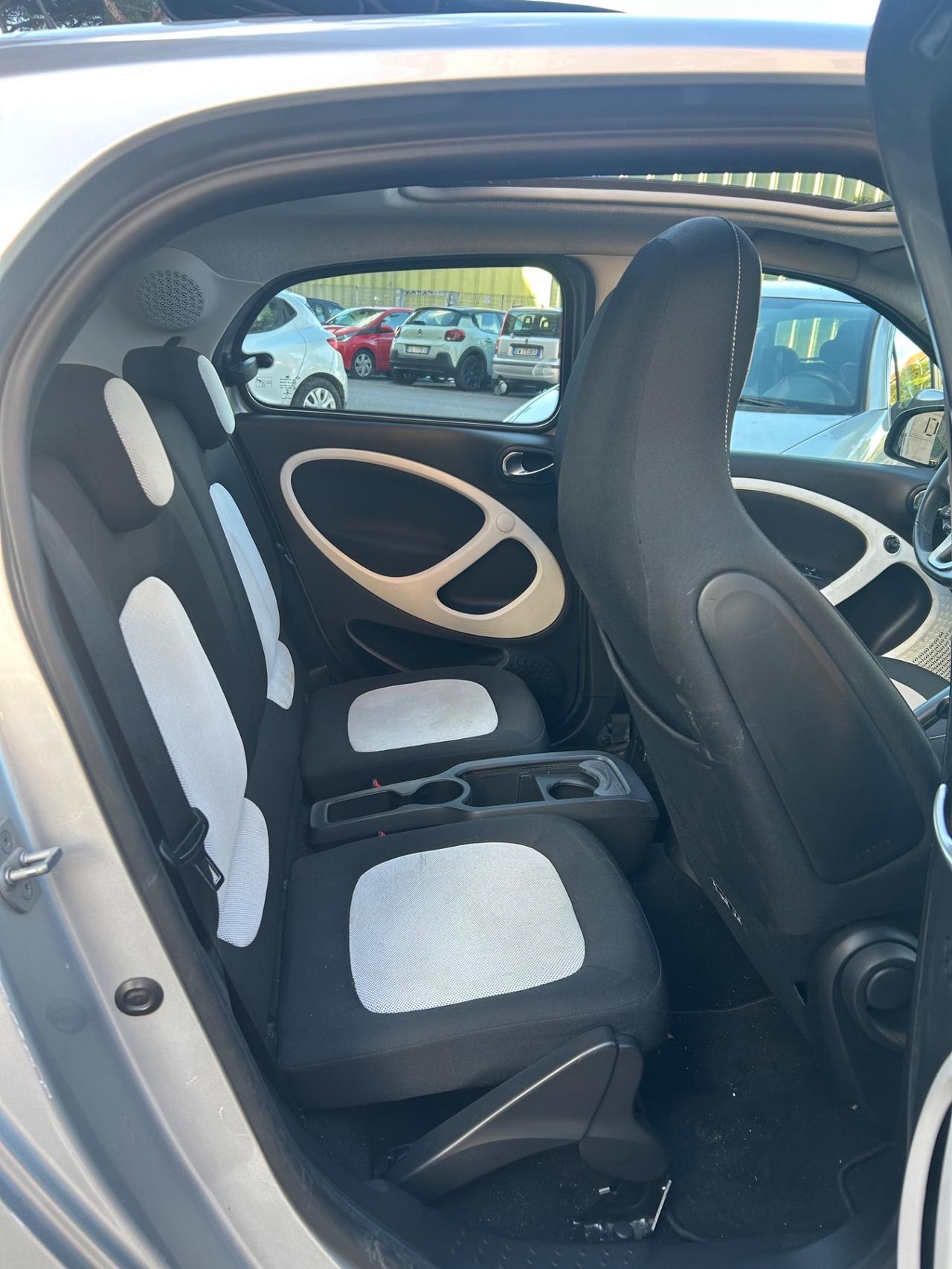 Smart ForFour 70 1.0 tetto apribile