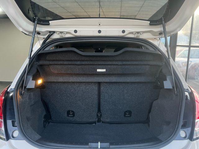 LANCIA Ypsilon 1.2 69 CV 5 porte Silver