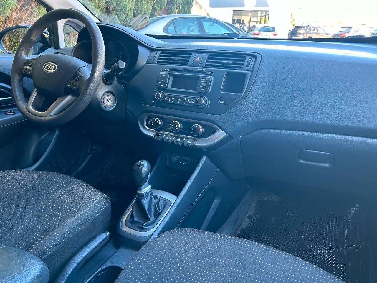 Kia Rio 1.1 CRDi WGT 5p. EX