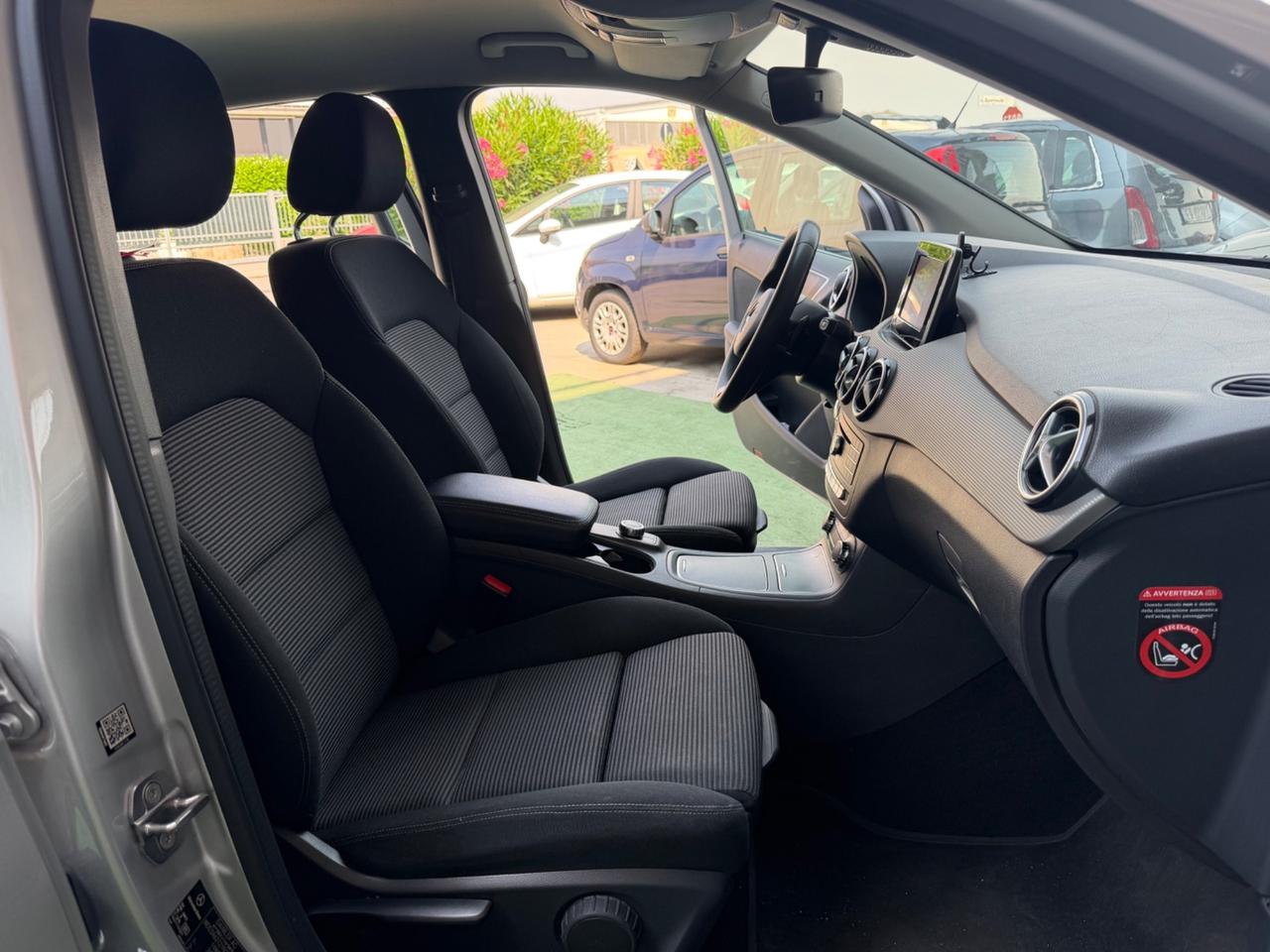 Mercedes-benz B 180 d Automatic Premium