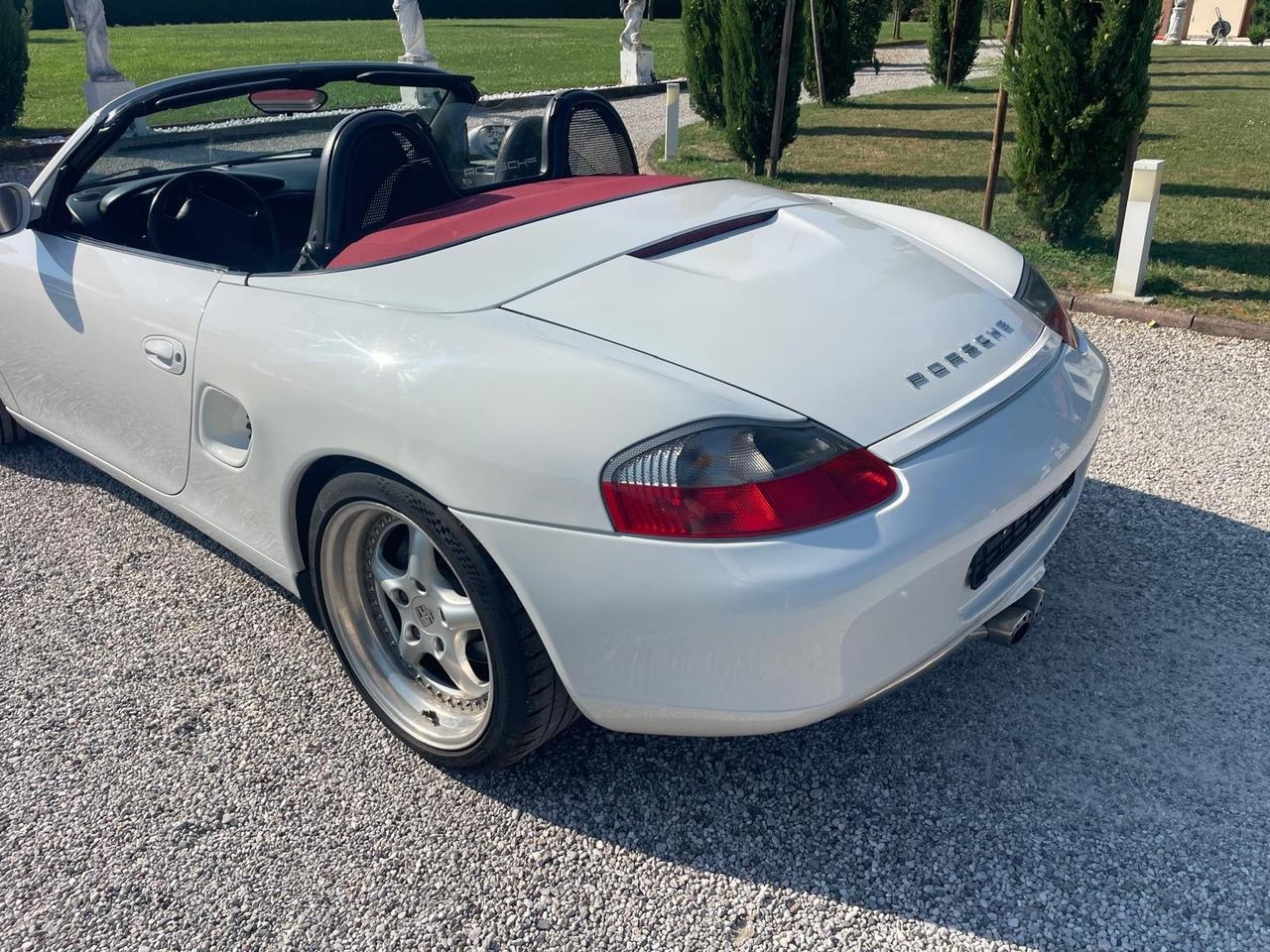 Porsche Boxster 2.5i 24V cat