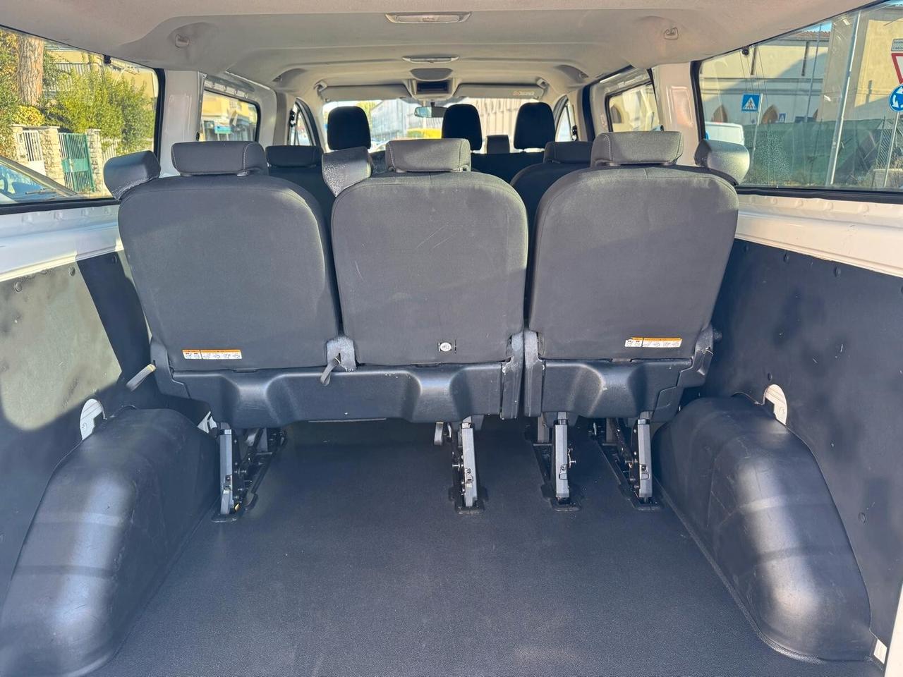Ford Tourneo Custom 320 2.0 EcoBlue 130CV Trend 9 POSTI FATTURABILE TAGLIANDATO PRONTA CONSEGNA