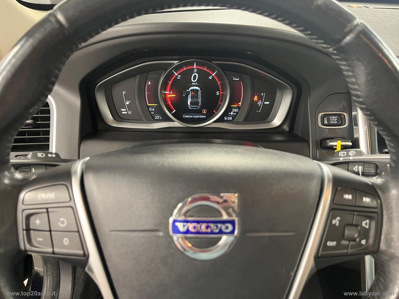 VOLVO XC60 D3 Business Plus|MANUALE|PELLE TOT