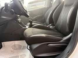 Peugeot 208 PureTech 82 5 porte Allure