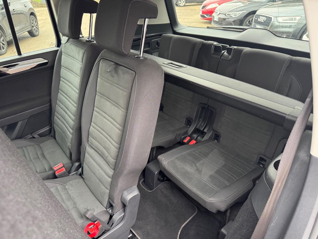 Volkswagen Touran 2.0 TDI 150 CV 7 POSTI Highline BlueMotion Technology