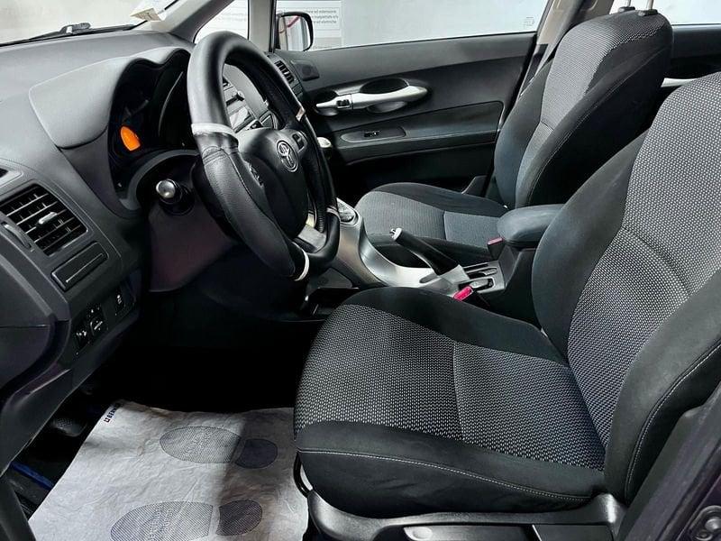 Toyota Auris 1.4 D-4D 5 porte Sol