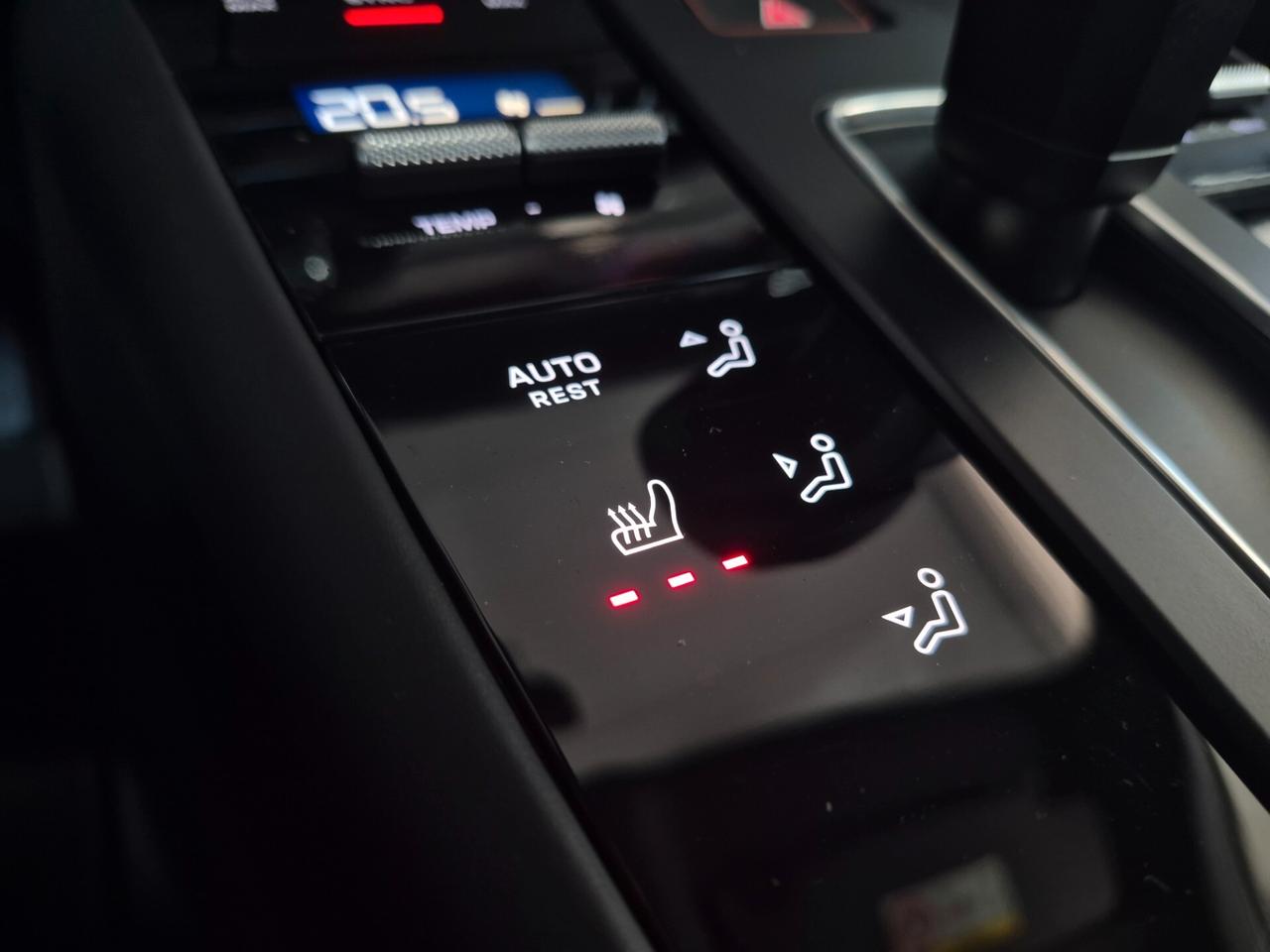 Porsche Macan 2.0 T SCARICHI SPORTIVI SOSPENSIONI PNEUMATICHE