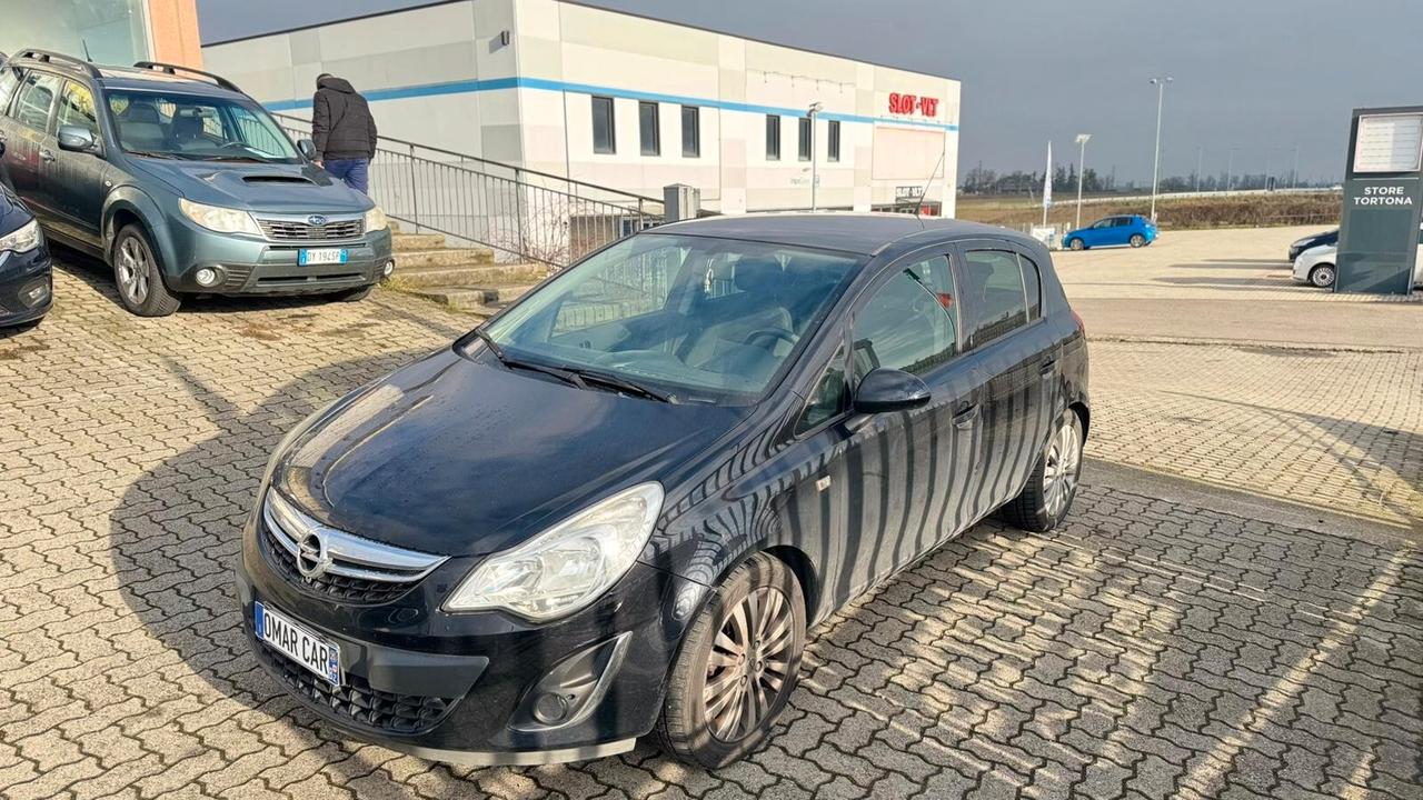 Opel Corsa 1.2 BENZINA 2011 NEOP.