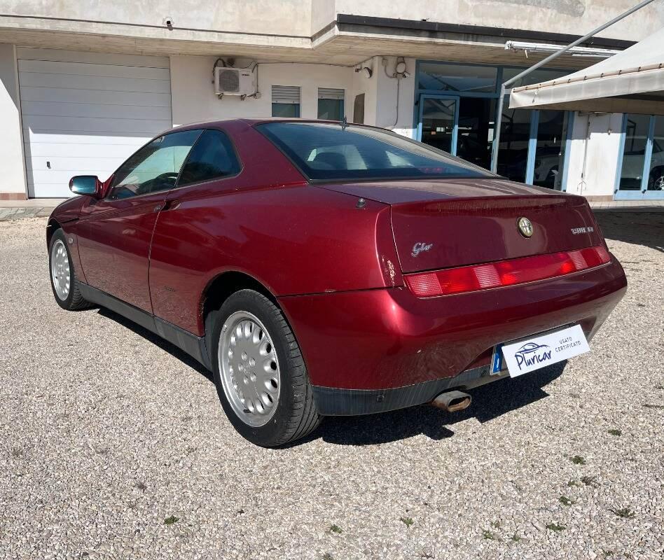 Alfa Romeo GTV 2.0 16v ts Lusso c pelle Momo