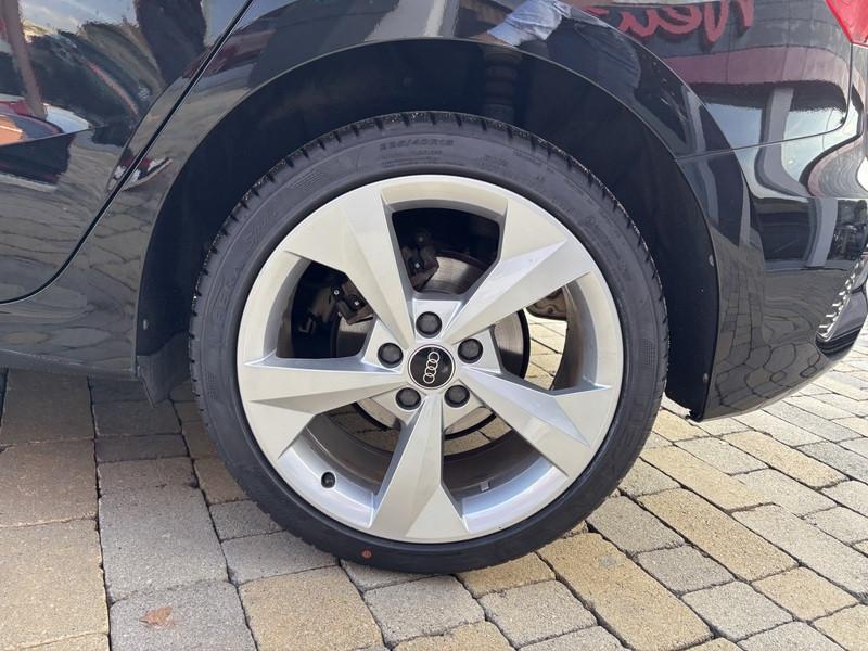 Audi A3 Sportback 30 2.0 tdi Business LED-NAVI-18"