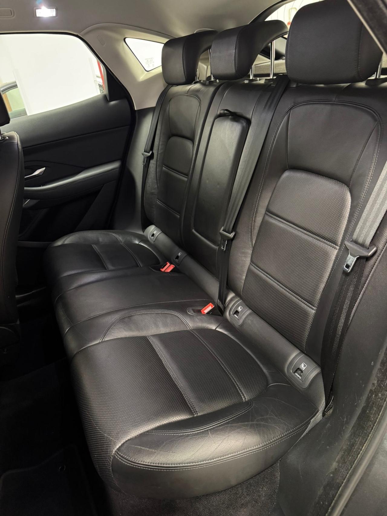 Jaguar E-Pace 2.0D 150 CV R-Dynamic