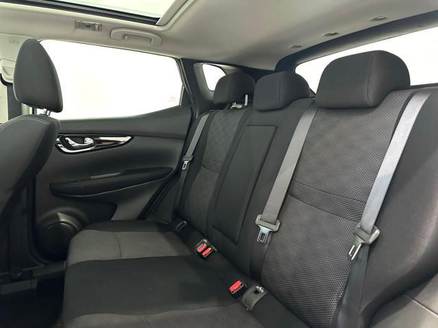 NISSAN Qashqai 1.2 DIG-T Tekna