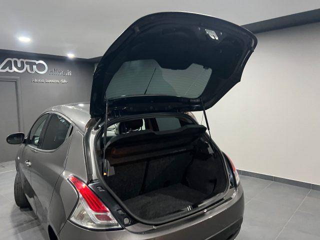 LANCIA Ypsilon 0.9 TwinAir 85 CV 5 Ecochic Gold